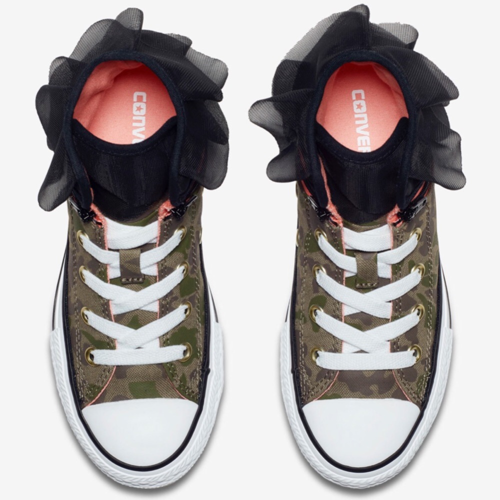 Adorable Camo Ruffle Converse All Stars Sz 11